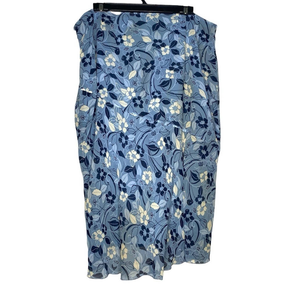 Jaclyn Smith Classic Floral Print Skirt (Size:20W, Color:Blue/White) - Picture 2 of 3